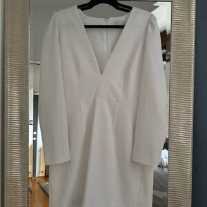 Gianni Bini White Long Sleeve V-Neck Dress